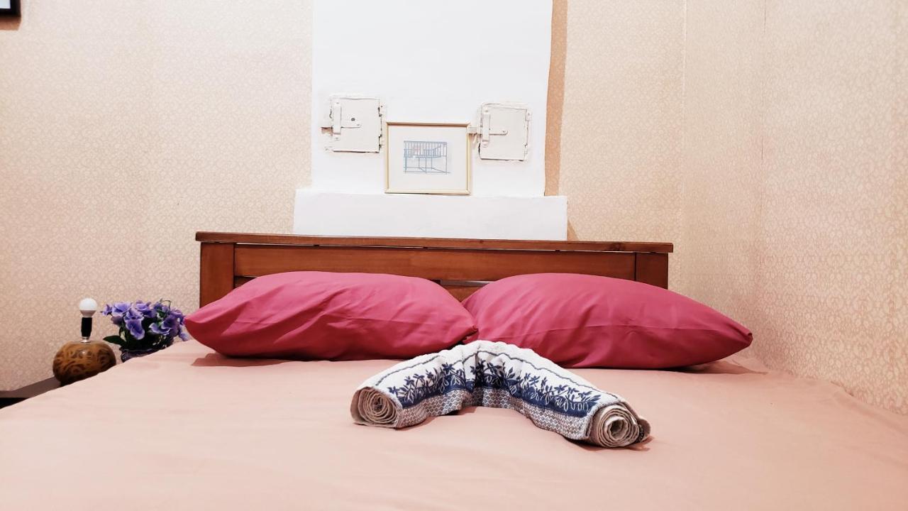 Taj Hostel Tbiliszi Kültér fotó
