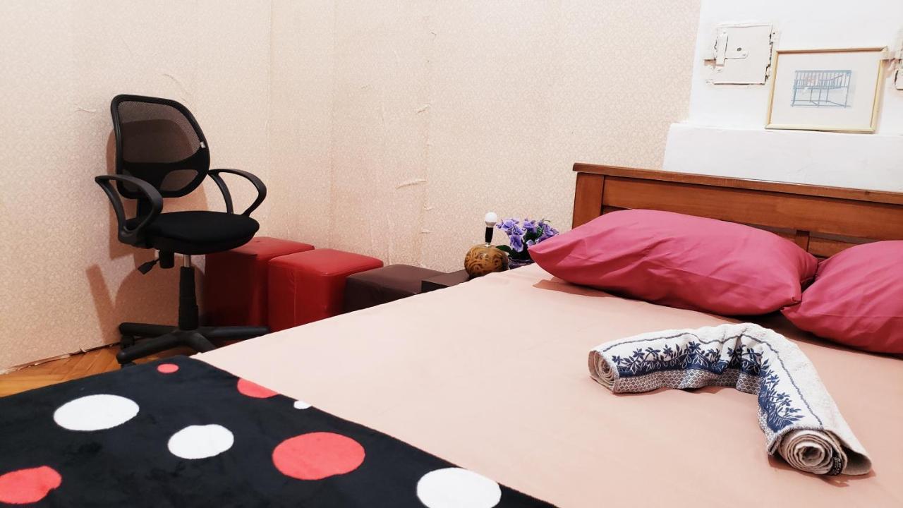 Taj Hostel Tbiliszi Kültér fotó